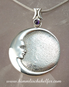 mond_231112_amulett.jpg