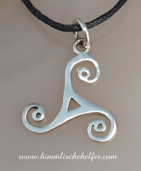 triskel_310712_anhaenger_schmuck.jpg